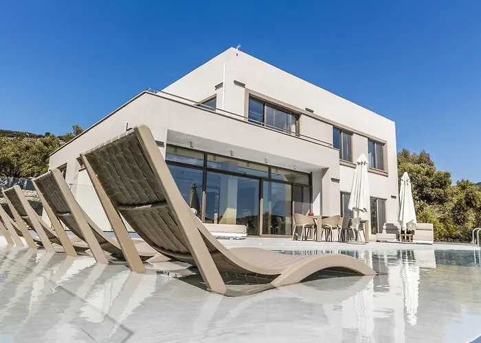 Presidential Beach Villa